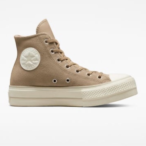 Chuck Taylor All Star Lift Platform Suede size 7 - Picture 1 of 6